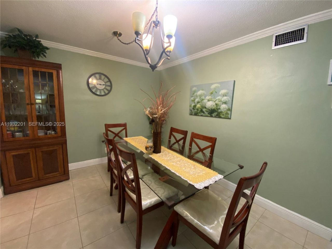 501 Blue Heron Dr, Unit 310-A, Hallandale Beach, FL 33009 Photo