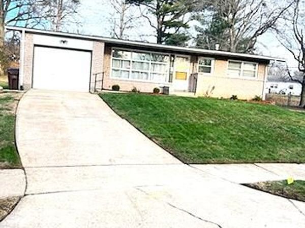 9746 Newton Drive, Ferguson, MO 63136