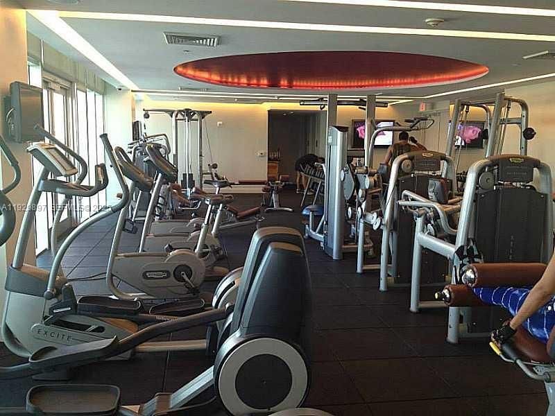 500 Brickell Ave , Unit 2303, Miami, FL 33131 Photo