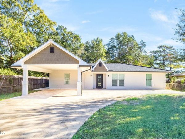 108 Saint Margarite Street , Lafayette, LA 70501