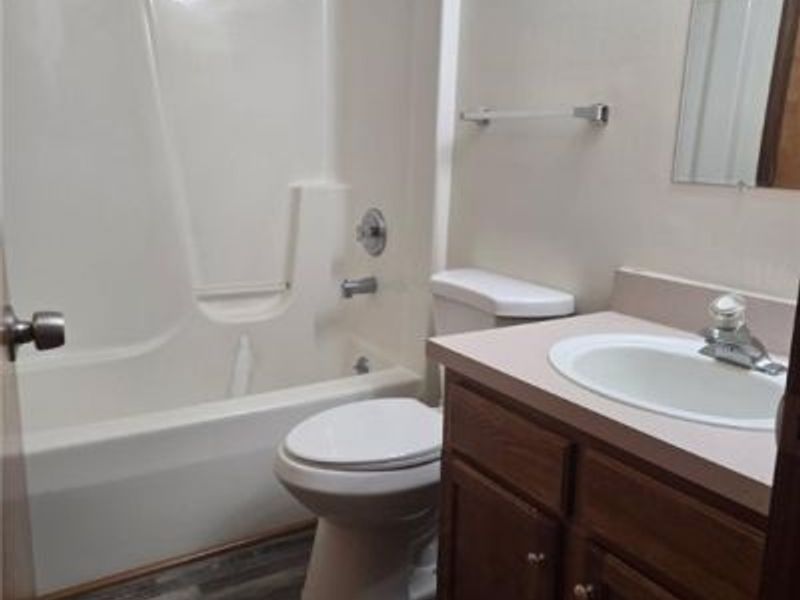 235 Pleasant Street, Lagrange, OH 44050 Photo 10