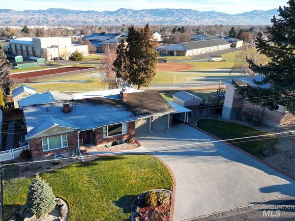 6414 W Randolph Dr, Boise, ID 83709