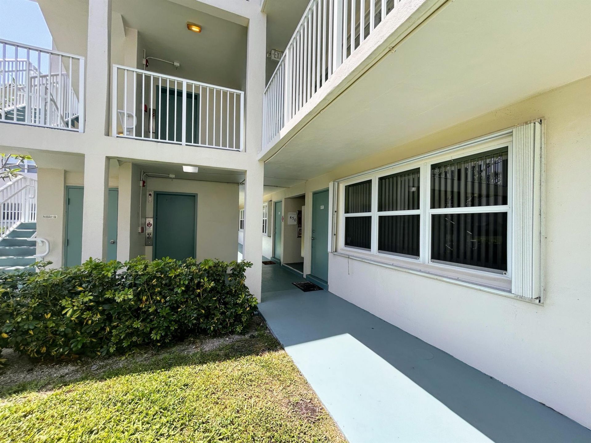 450 Horizons E, Unit 107, Boynton Beach, FL 33435 Photo