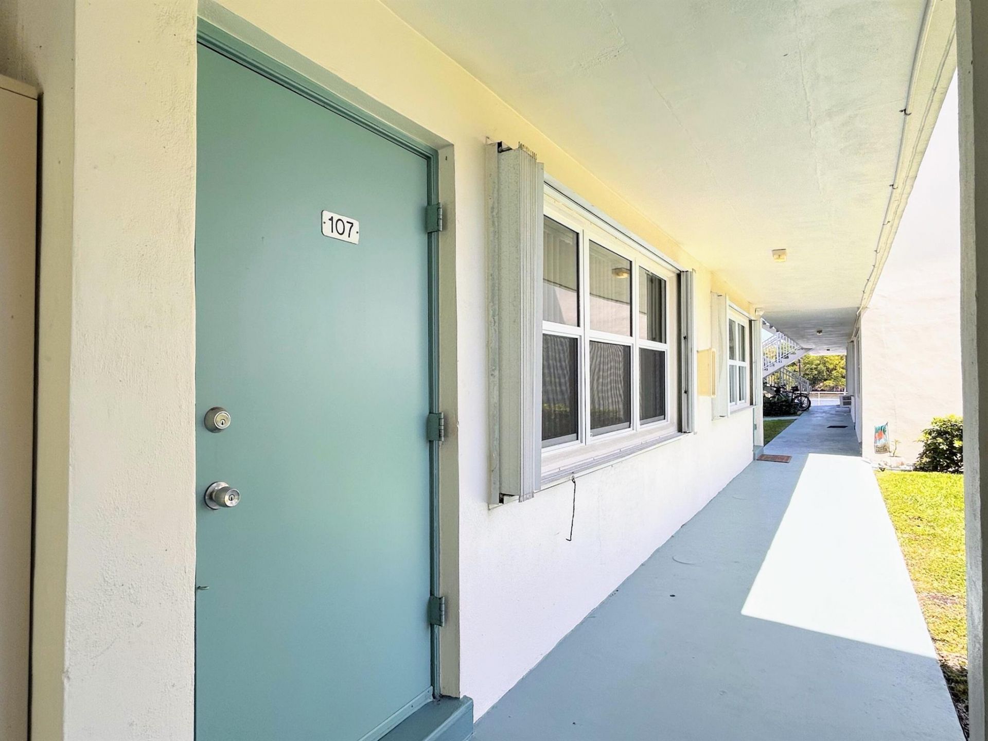 450 Horizons E, Unit 107, Boynton Beach, FL 33435 Photo