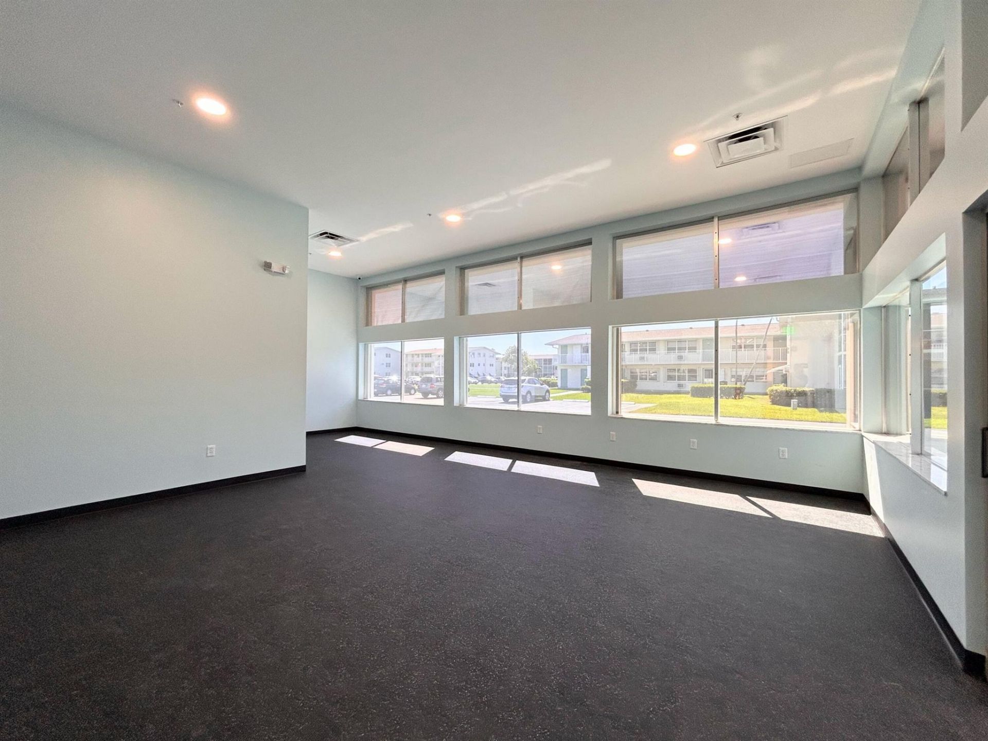 450 Horizons E, Unit 107, Boynton Beach, FL 33435 Photo