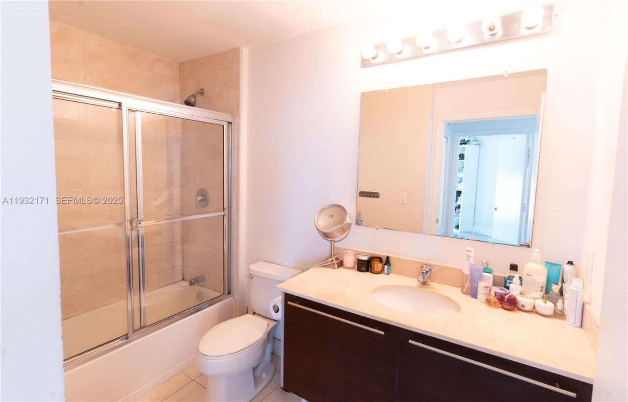 1900 N Bayshore Dr , Unit 3514, Miami, FL 33132 Photo