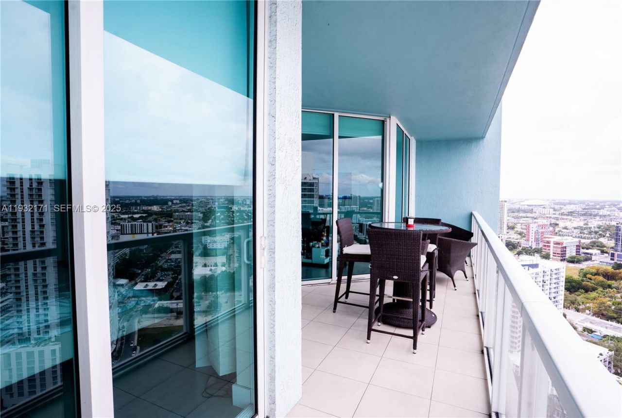 1900 N Bayshore Dr , Unit 3514, Miami, FL 33132 Photo