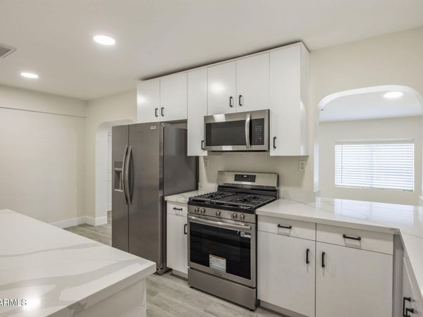 6815 N 32nd Avenue, Phoenix, AZ 85017