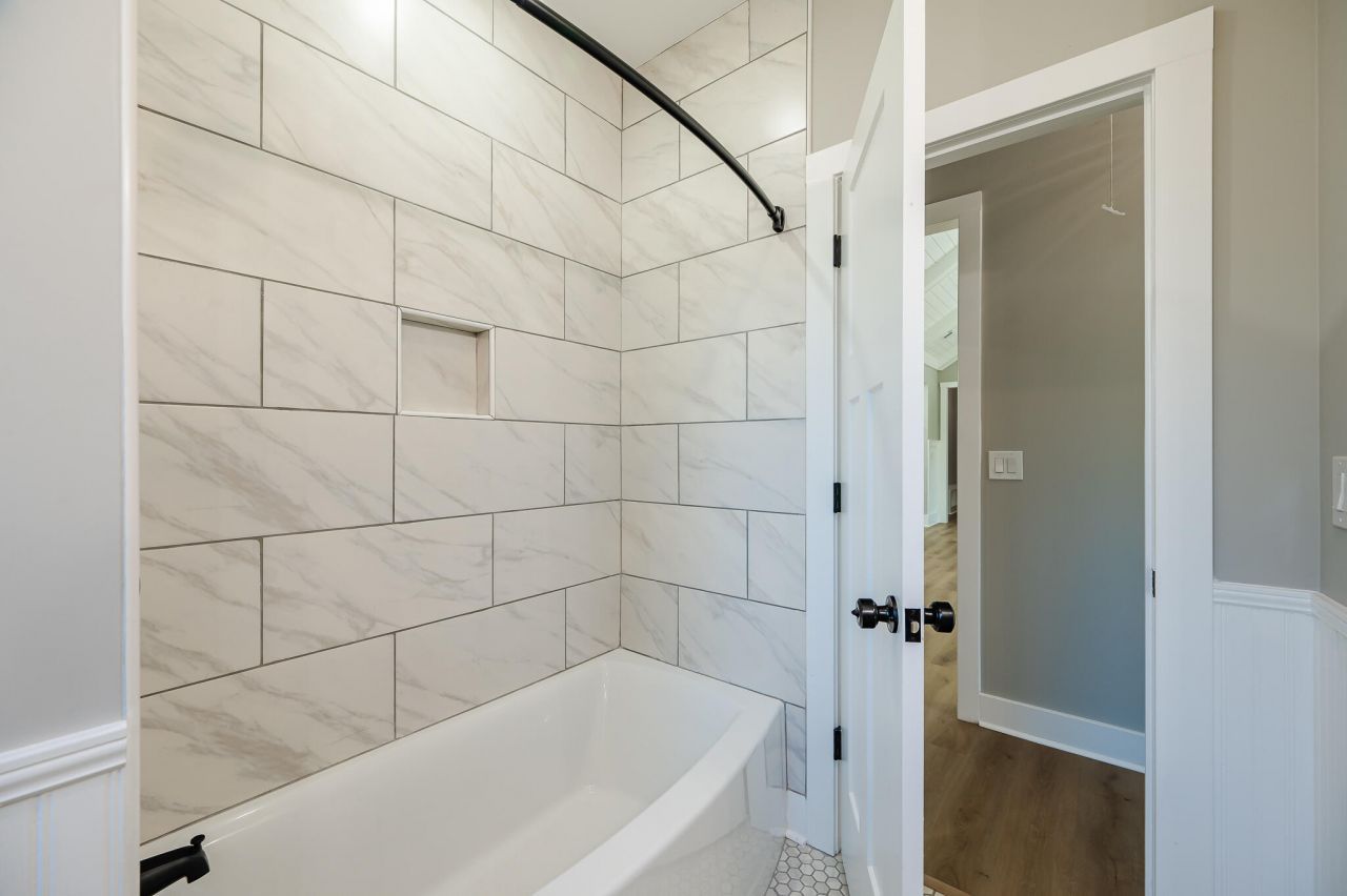 54 Sweetbriar Lane Photo 15