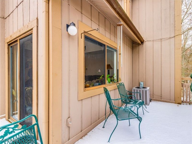 623 Meredith Lane, Cuyahoga Falls, OH 44223 Photo 4