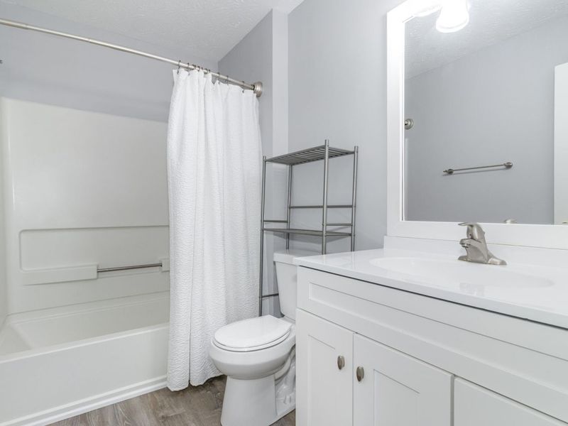 561 Napa Valley Lane, Unit 4, Crestview Hills, KY 41017 Photo 12