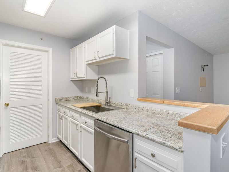 561 Napa Valley Lane, Unit 4, Crestview Hills, KY 41017 Photo 5