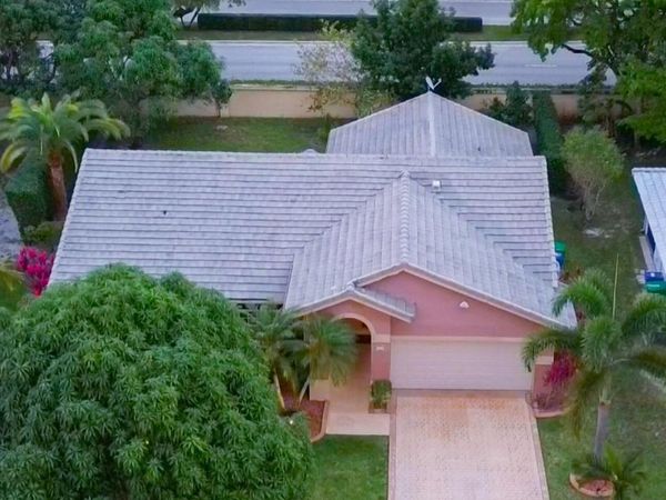 4555 NW 88 Terrace, Coral Springs, FL 33065