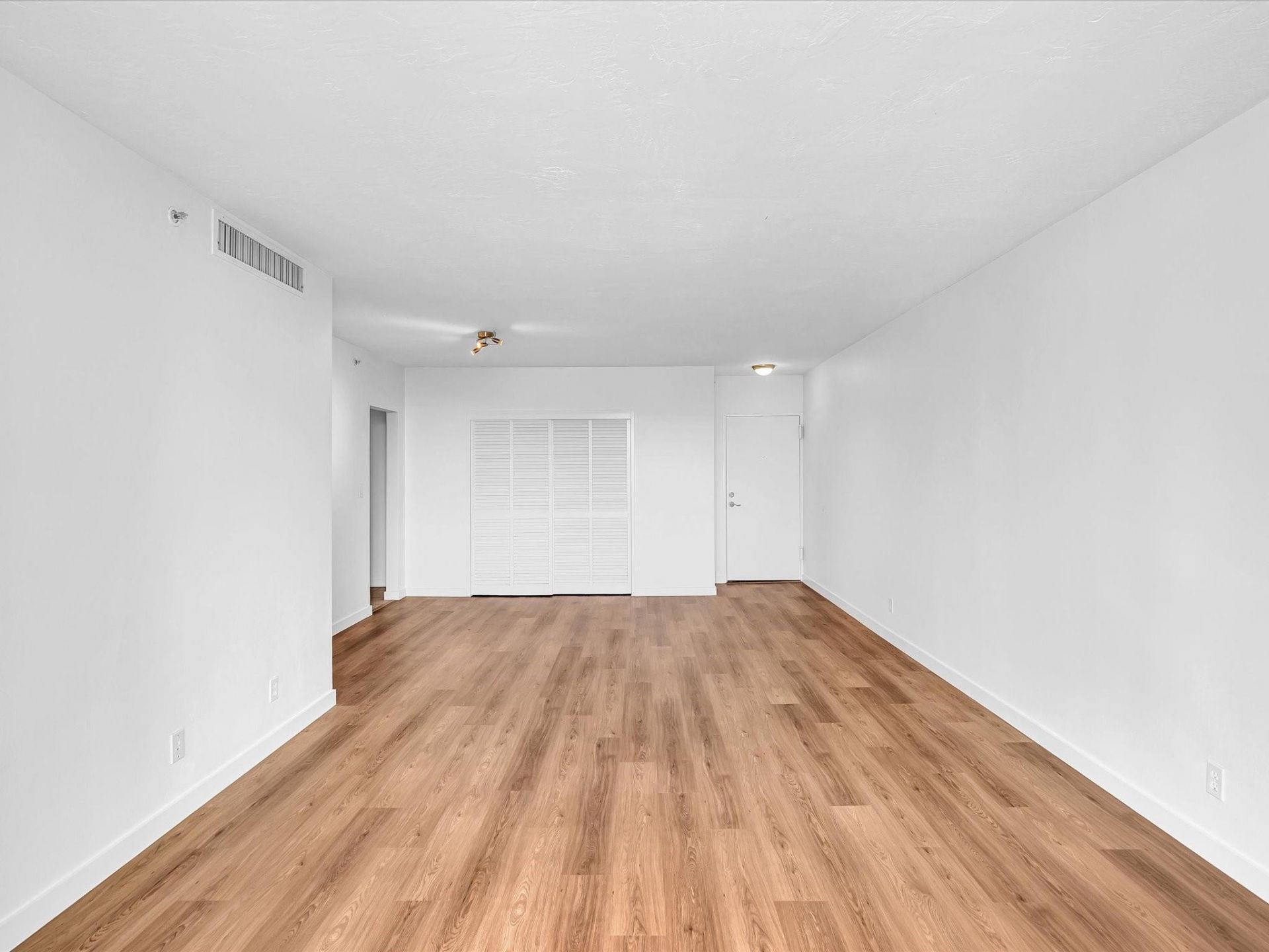 3001 S Ocean Drive, Unit 439, Hollywood, FL 33019 Photo