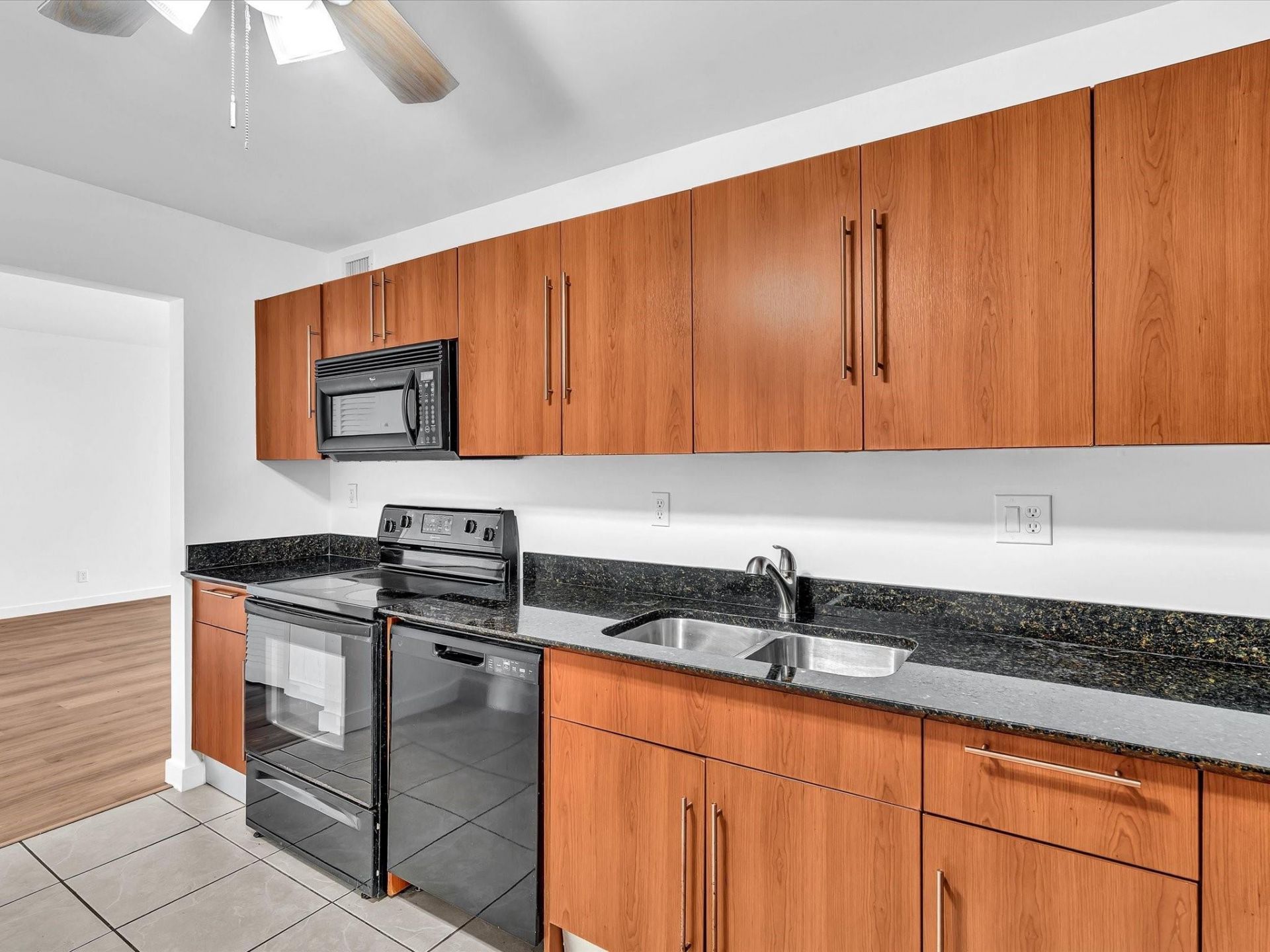 3001 S Ocean Drive, Unit 439, Hollywood, FL 33019 Photo