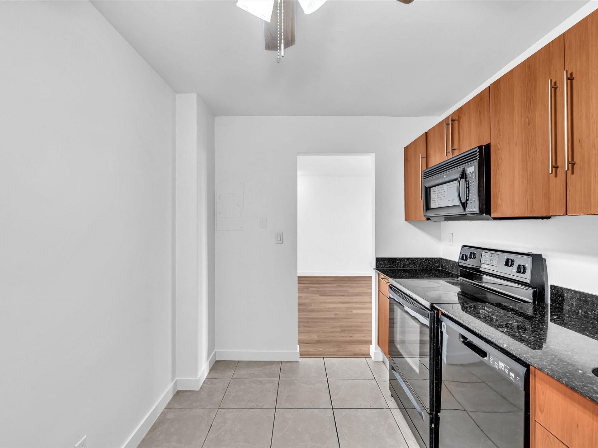 3001 S Ocean Drive, Unit 439, Hollywood, FL 33019 Photo