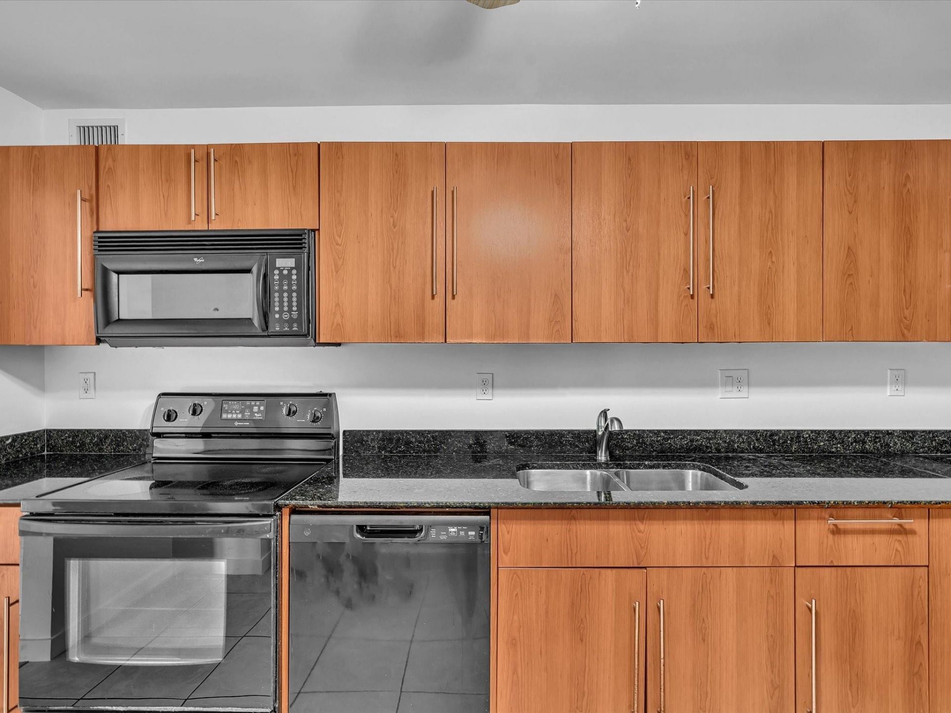 3001 S Ocean Drive, Unit 439, Hollywood, FL 33019 Photo