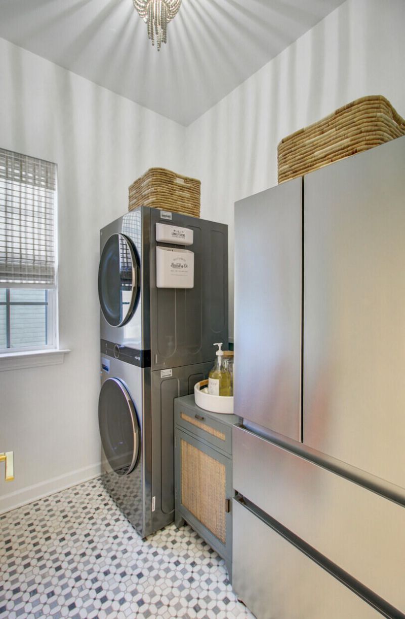704 Netherton Court Photo 30