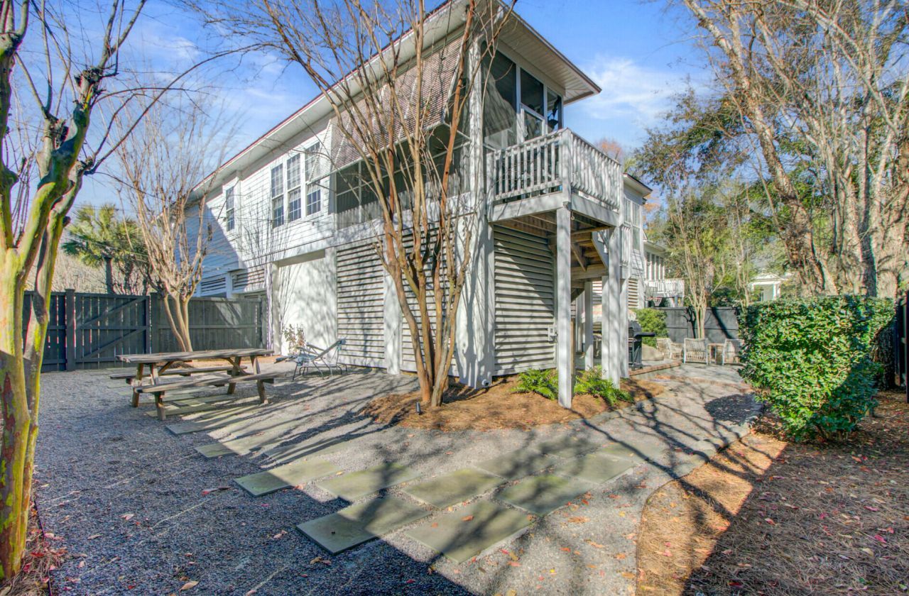 704 Netherton Court Photo 55