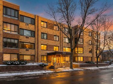 1912 Dupont Avenue S, Unit 407, Minneapolis, MN 55403