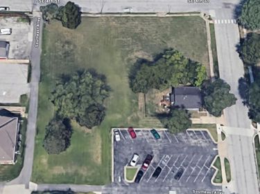 400 E Green Street, Lee's Summit, MO 64063