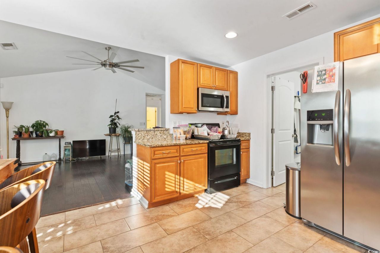 1829 Ronald Phillips Ave. Photo 15