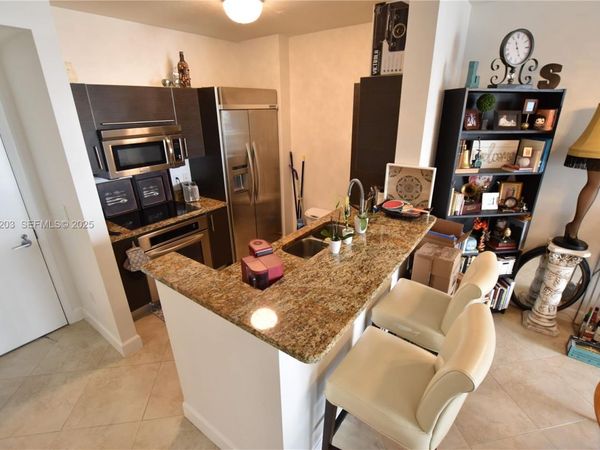 550 Okeechobee Blvd, Unit 1216, West Palm Beach, FL 33401