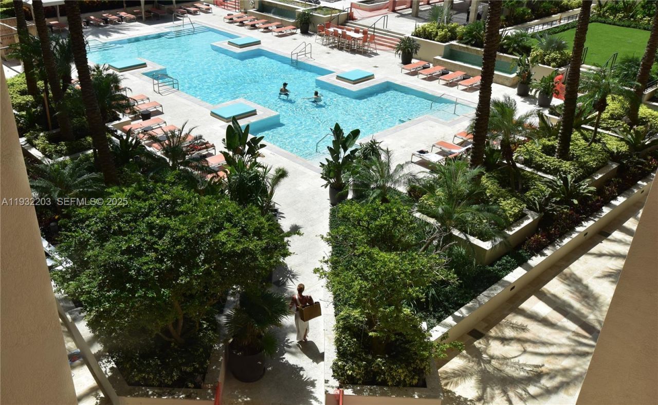 550 Okeechobee Blvd, Unit 1216, West Palm Beach, FL 33401 Photo