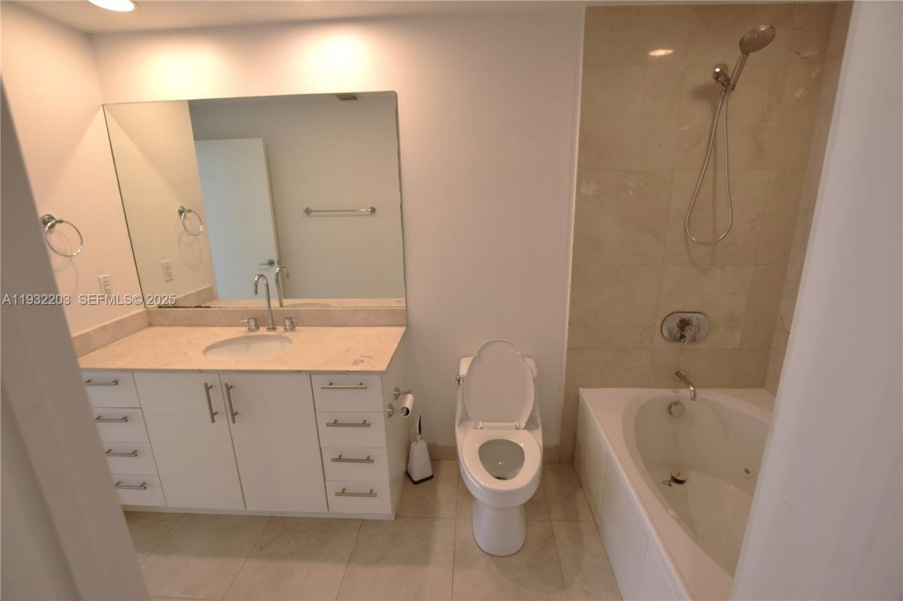 550 Okeechobee Blvd, Unit 1216, West Palm Beach, FL 33401 Photo