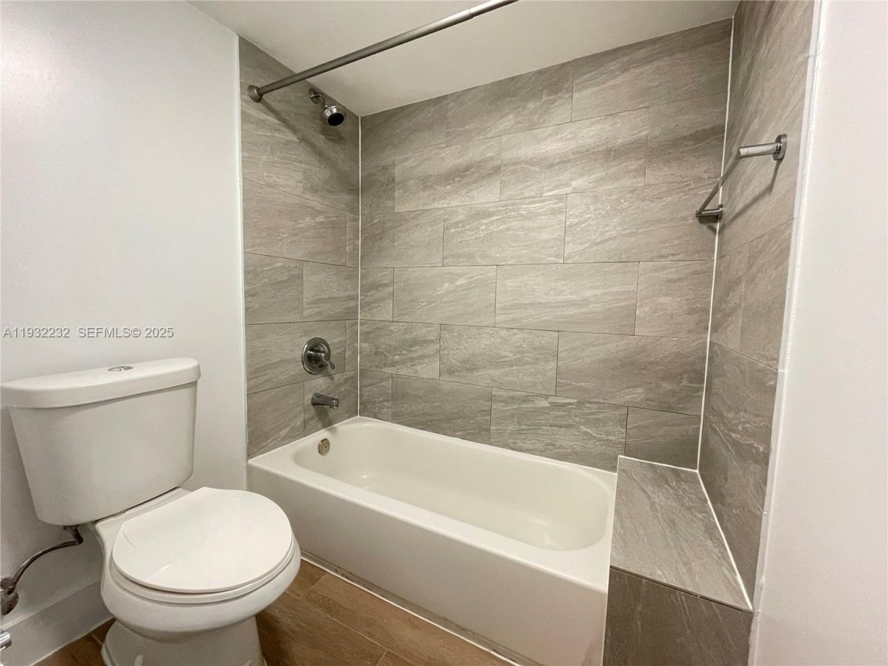 1501 Michigan Ave, Unit 04, Miami Beach, FL 33139 Photo