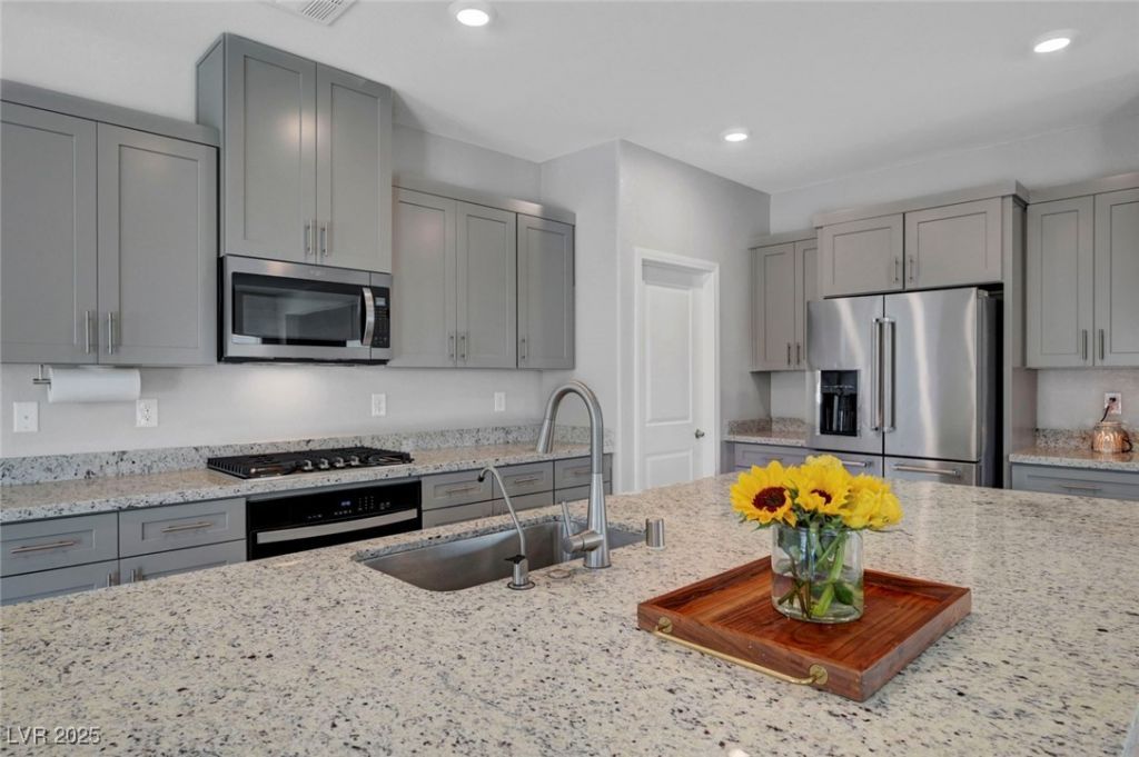 1943 Marks River Place, North Las Vegas, NV 89084 Main Photo