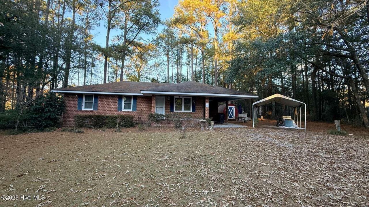 160 Pinewood Drive, Arapahoe, NC 28510 Main Photo