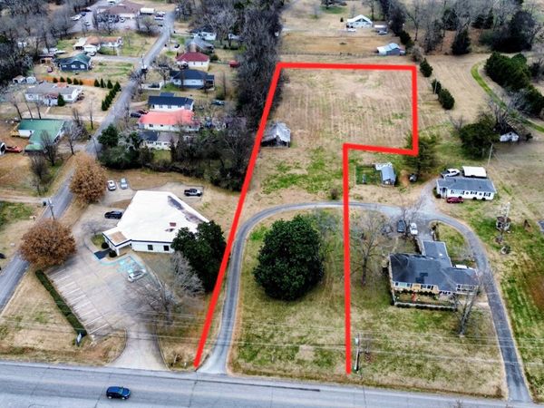 0 E College, Pulaski, TN 38478