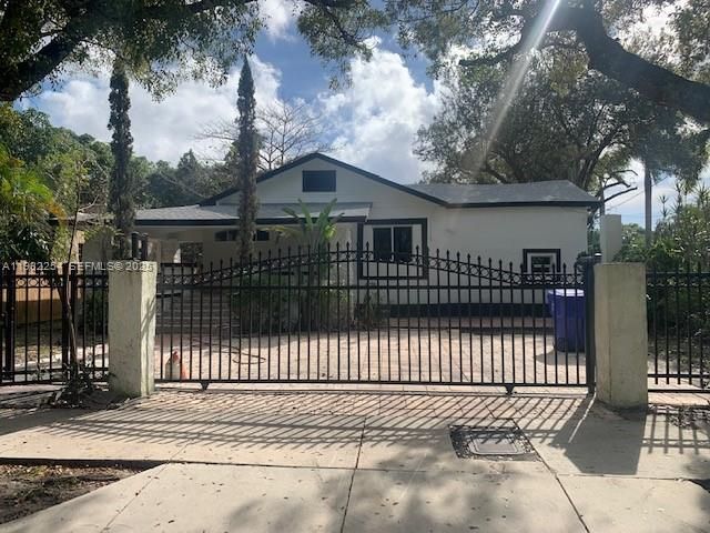 10 NE 59th St, Miami, FL 33137 Photo