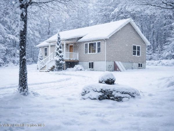 76 Wynkoop Drive, Kerhonkson, NY 12446