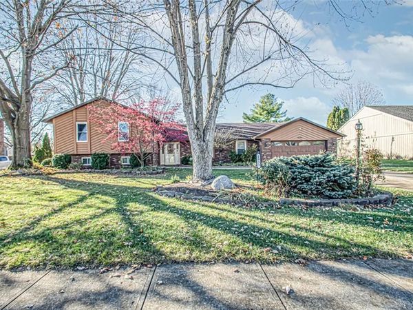 1939 Sugar Run Trail, Bellbrook, OH 45305