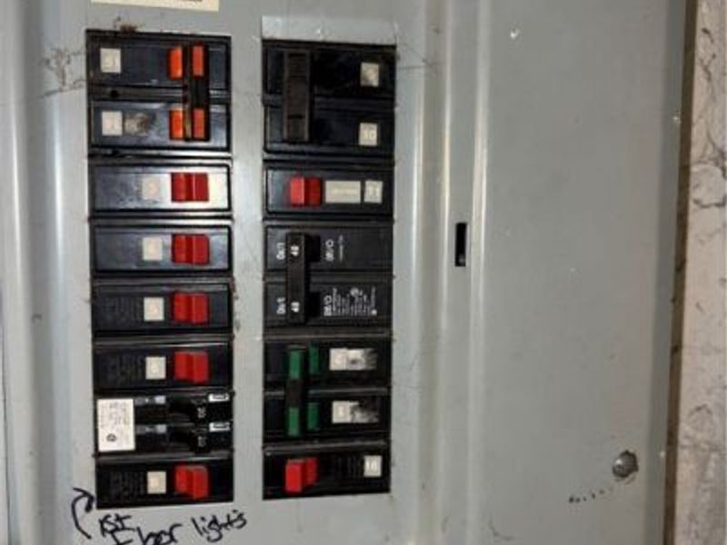 8220 Garfield Boulevard, Garfield Heights, OH 44125 Photo 7