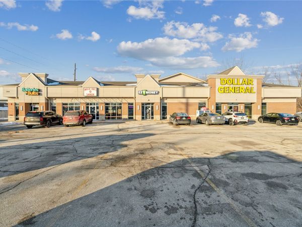 266 Blairs Ferry Rd NE, Cedar Rapids, IA 52402