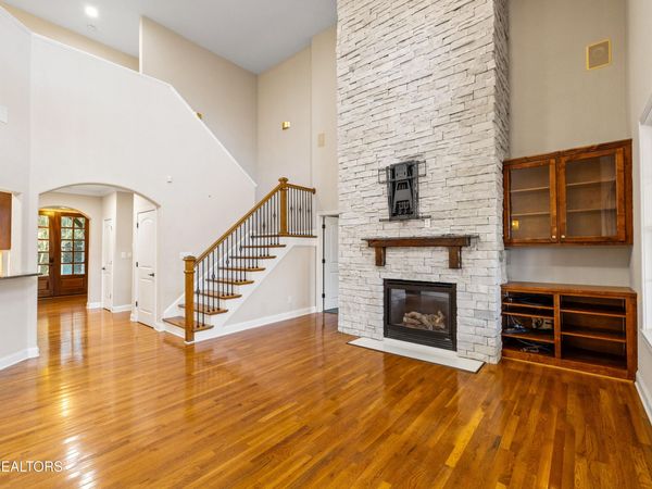 10033 Autumn Valley Lane, Knoxville, TN 37922