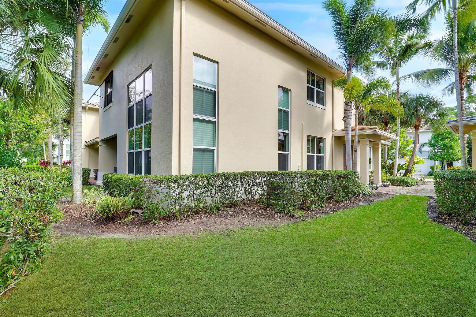 1083 Piccadilly Street, Palm Beach Gardens, FL 33418 Photo