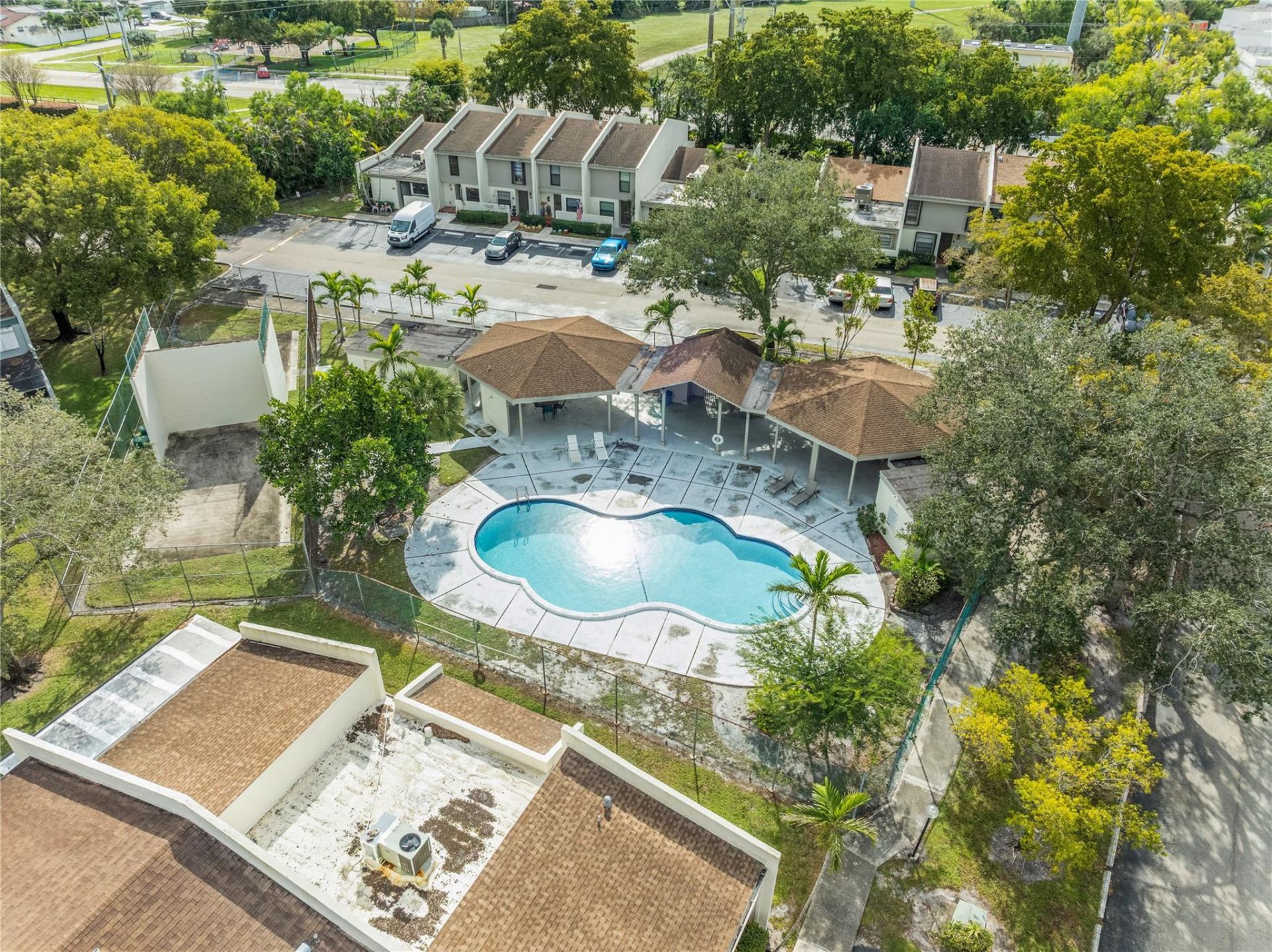 1225 NW 98th Terrace, Unit 144, Pembroke Pines, FL 33024 Photo