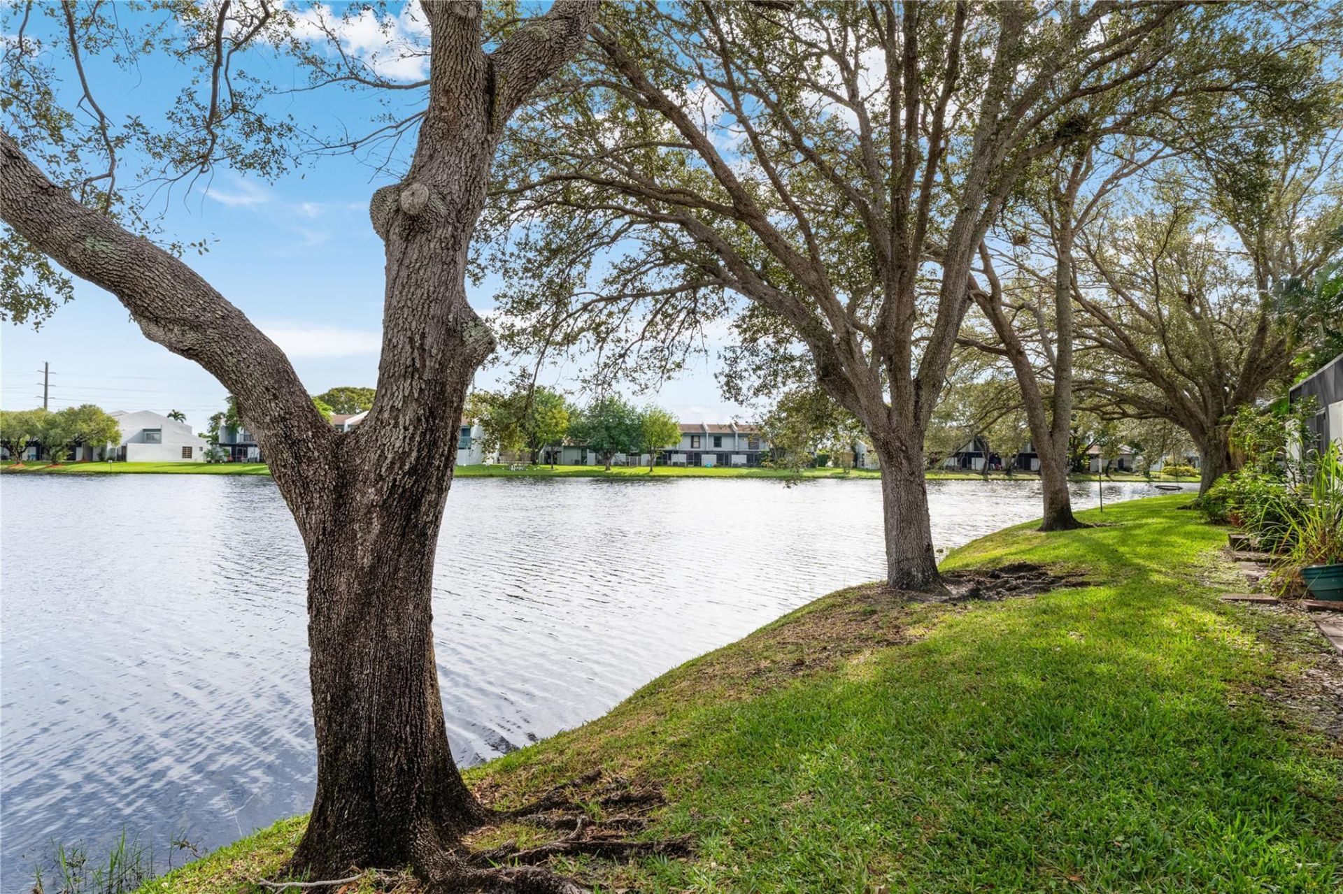 1225 NW 98th Terrace, Unit 144, Pembroke Pines, FL 33024 Photo