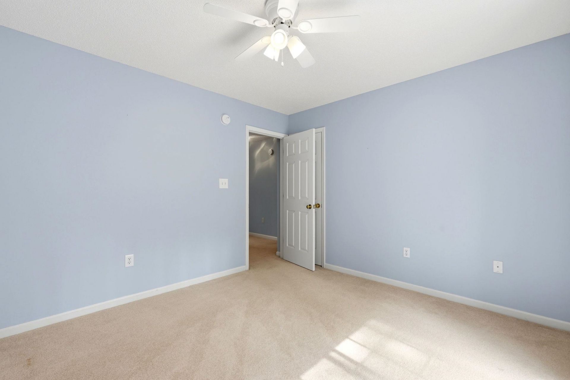 510 Colonial Trace Dr. Photo 11