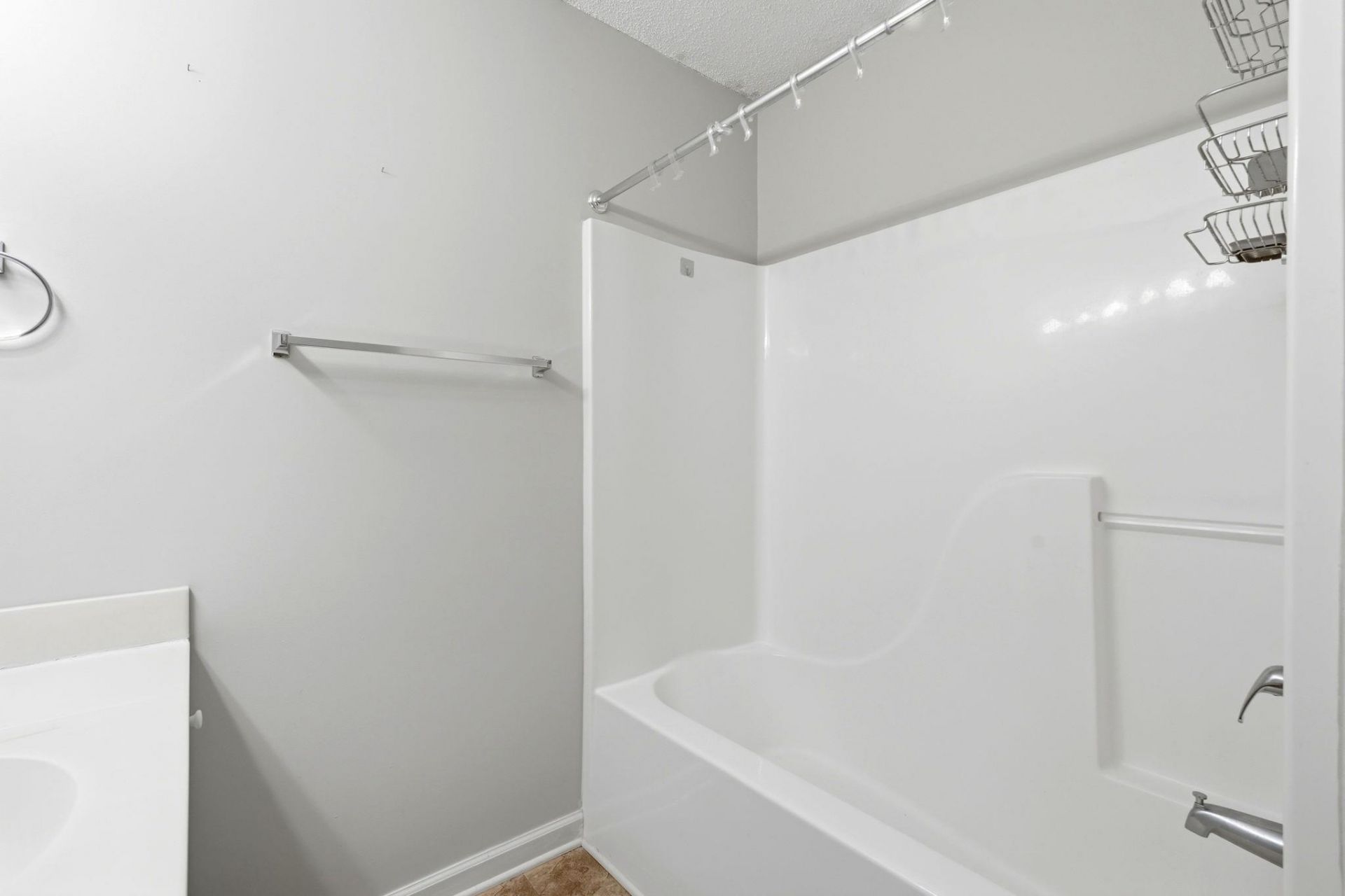 510 Colonial Trace Dr. Photo 13