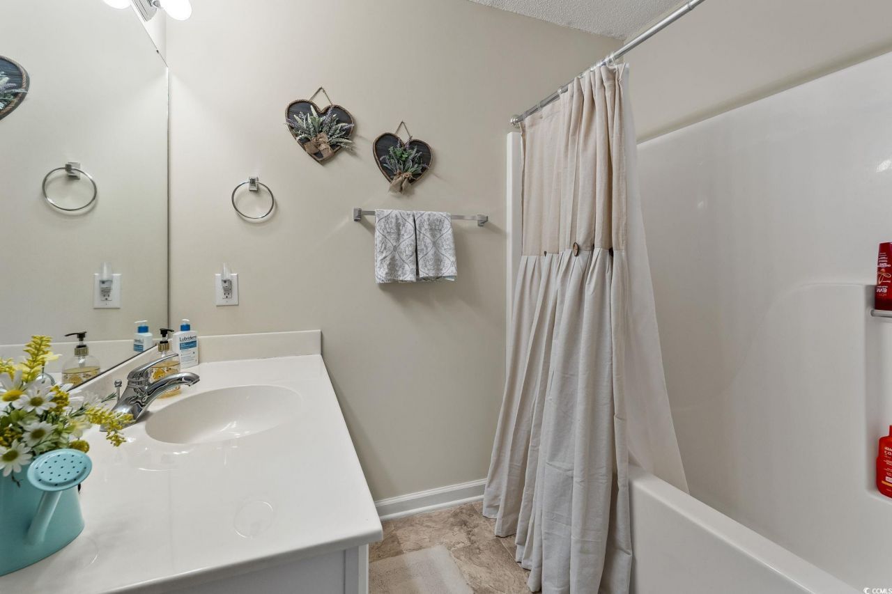 510 Colonial Trace Dr. Photo 22