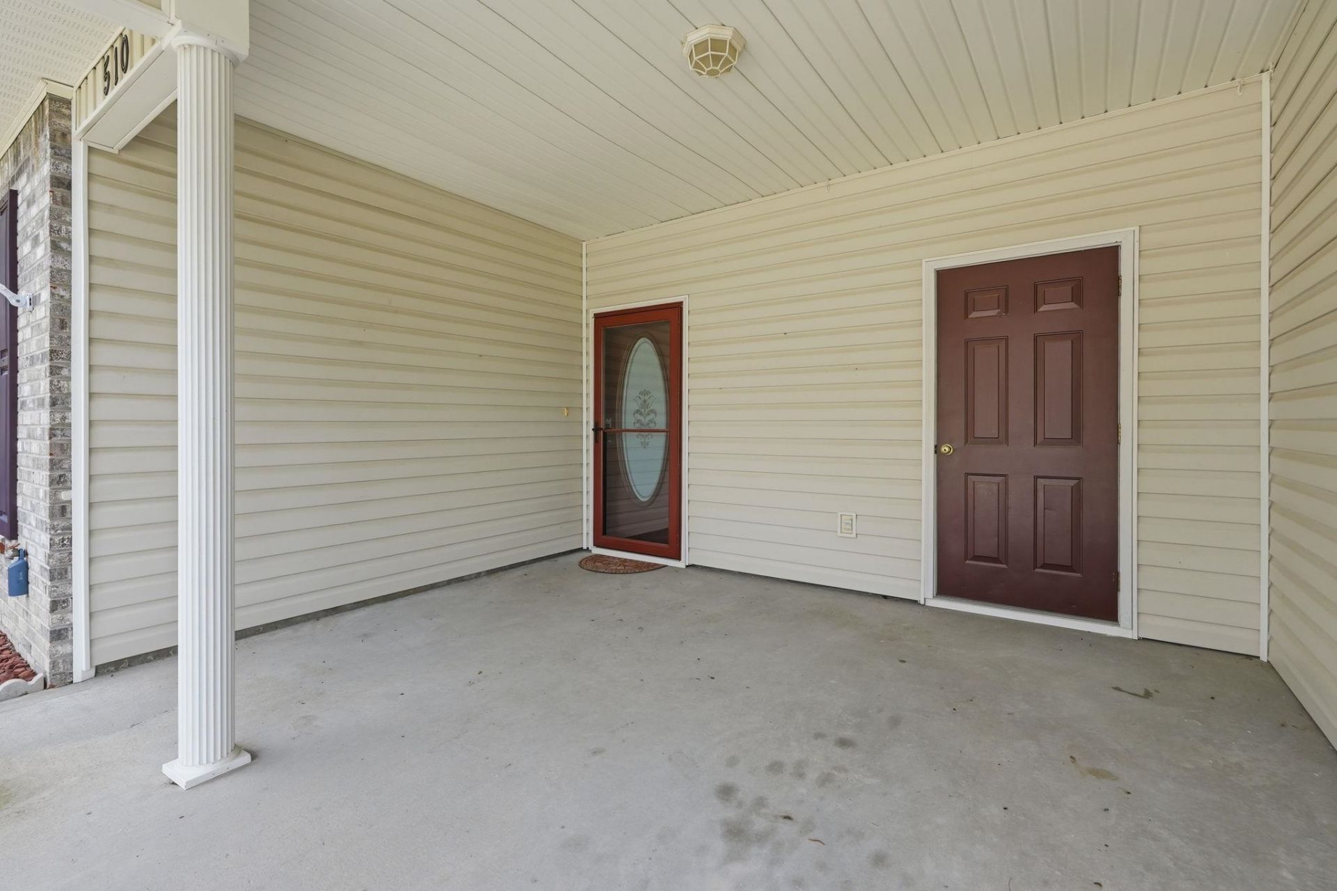 510 Colonial Trace Dr. Photo 32