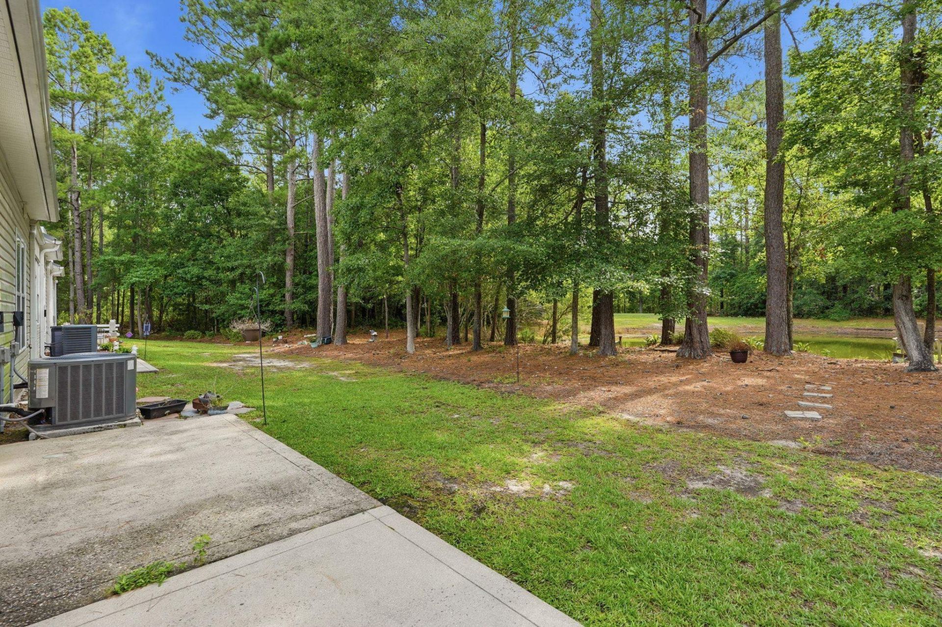 510 Colonial Trace Dr. Photo 35