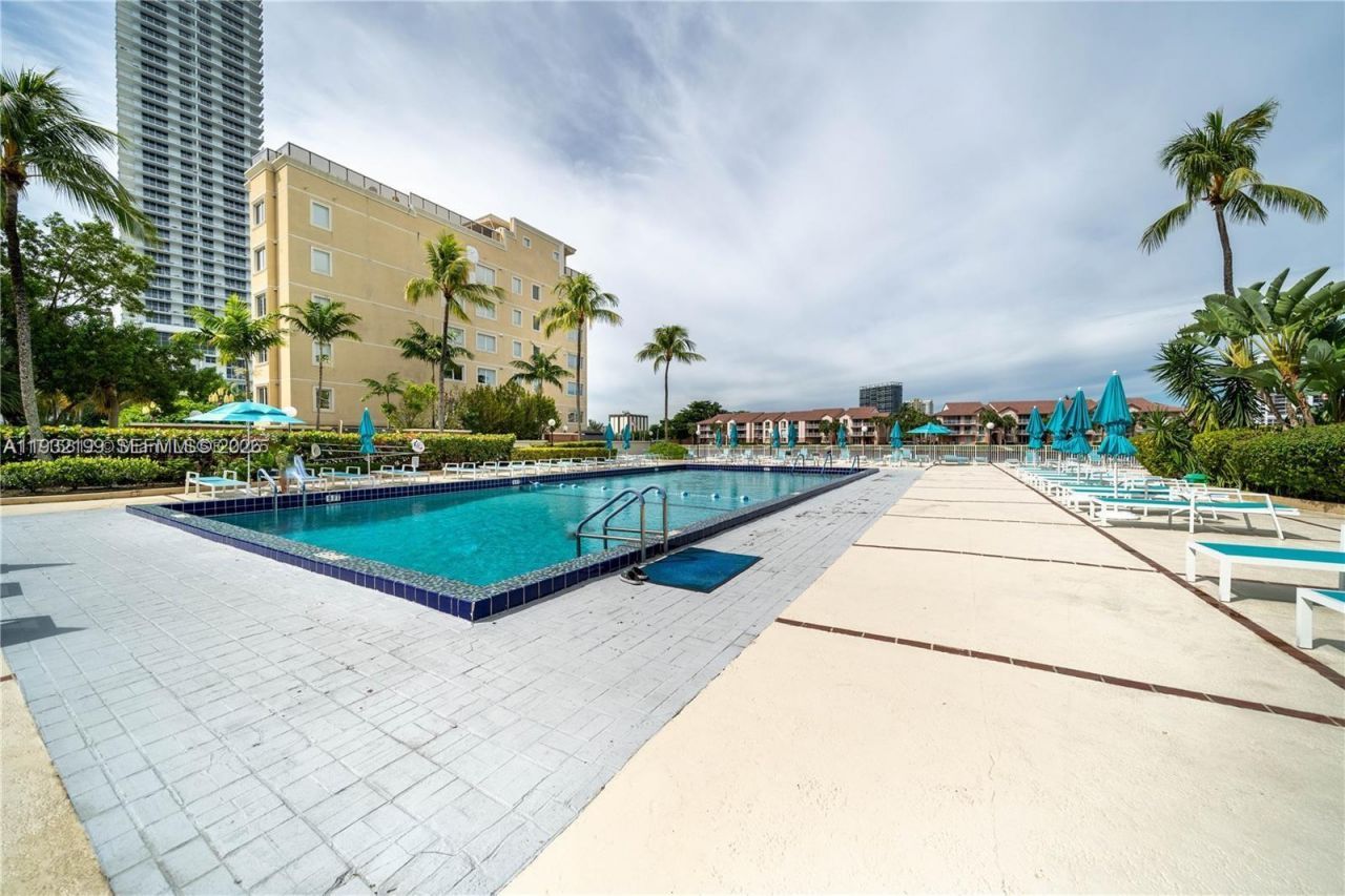 3800 S Ocean Dr, Unit 1117, Hollywood, FL 33019 Photo