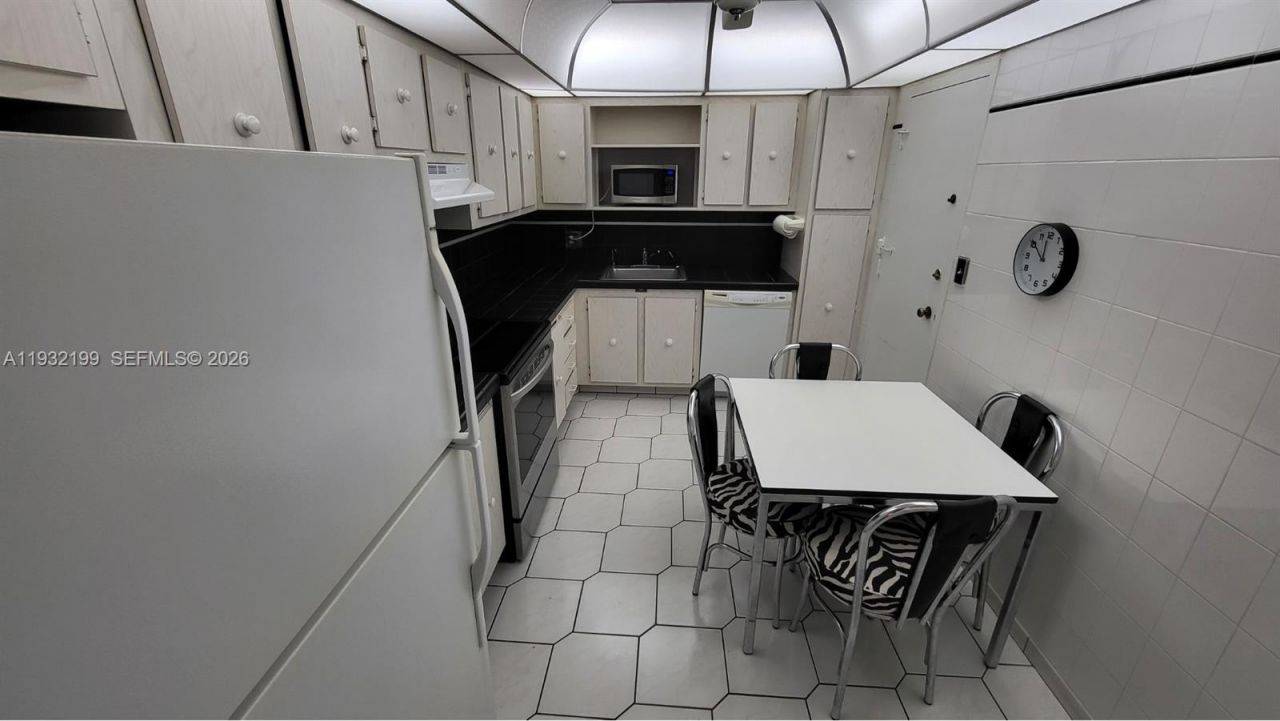 3800 S Ocean Dr, Unit 1117, Hollywood, FL 33019 Photo