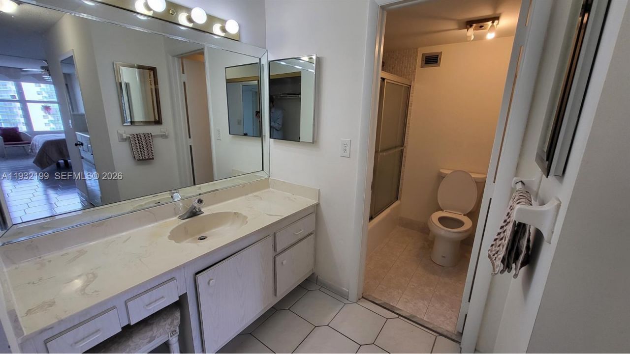 3800 S Ocean Dr, Unit 1117, Hollywood, FL 33019 Photo
